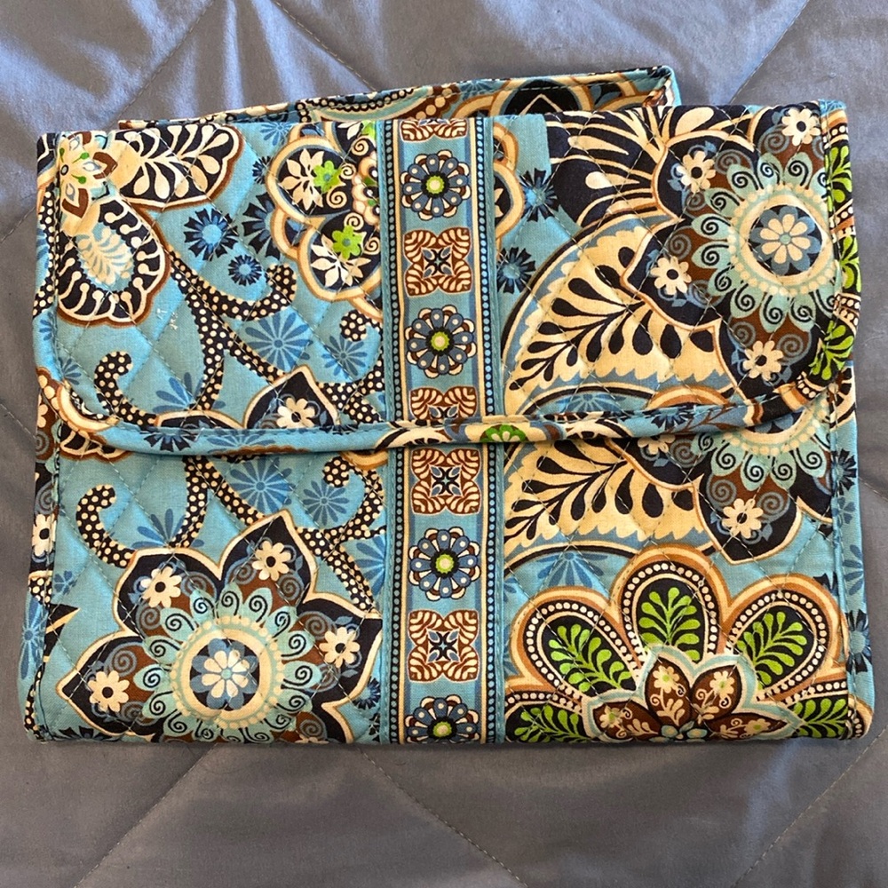 Blue Vera Bradley jewelry travel organizer